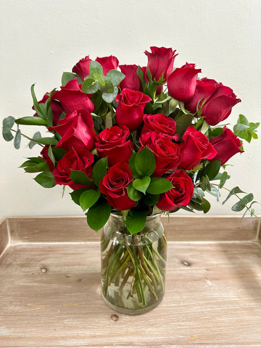 2 Dozen Roses In a Vase